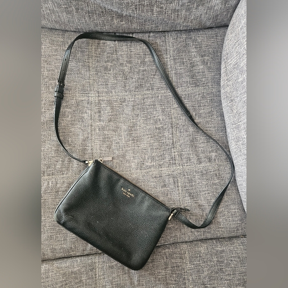 kate spade Handbags - Kate Spade Leila Triple Gusset Crossbody bag. Black Pebbled Leather.